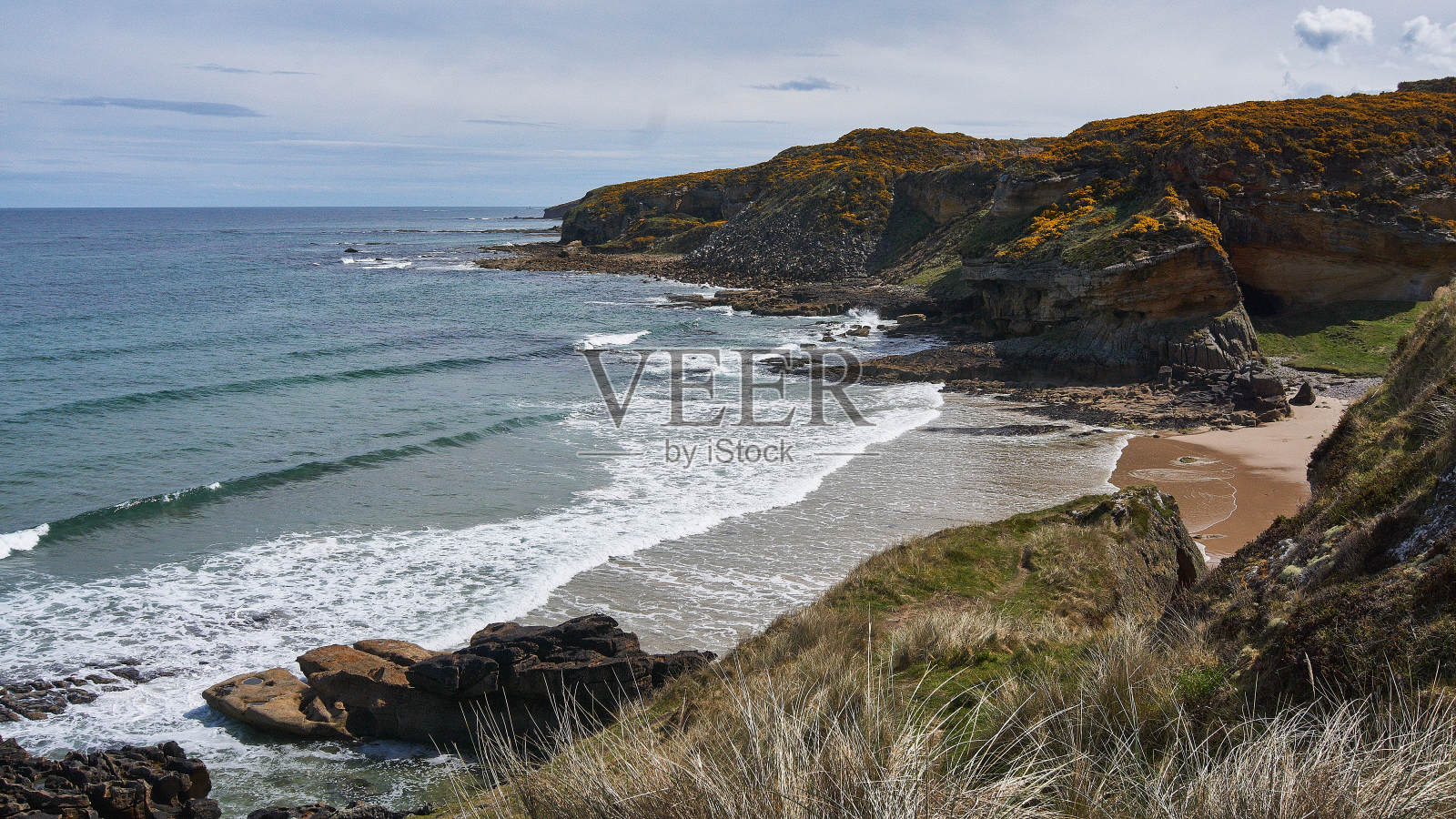 海滩对天的高角度视图照片摄影图片
