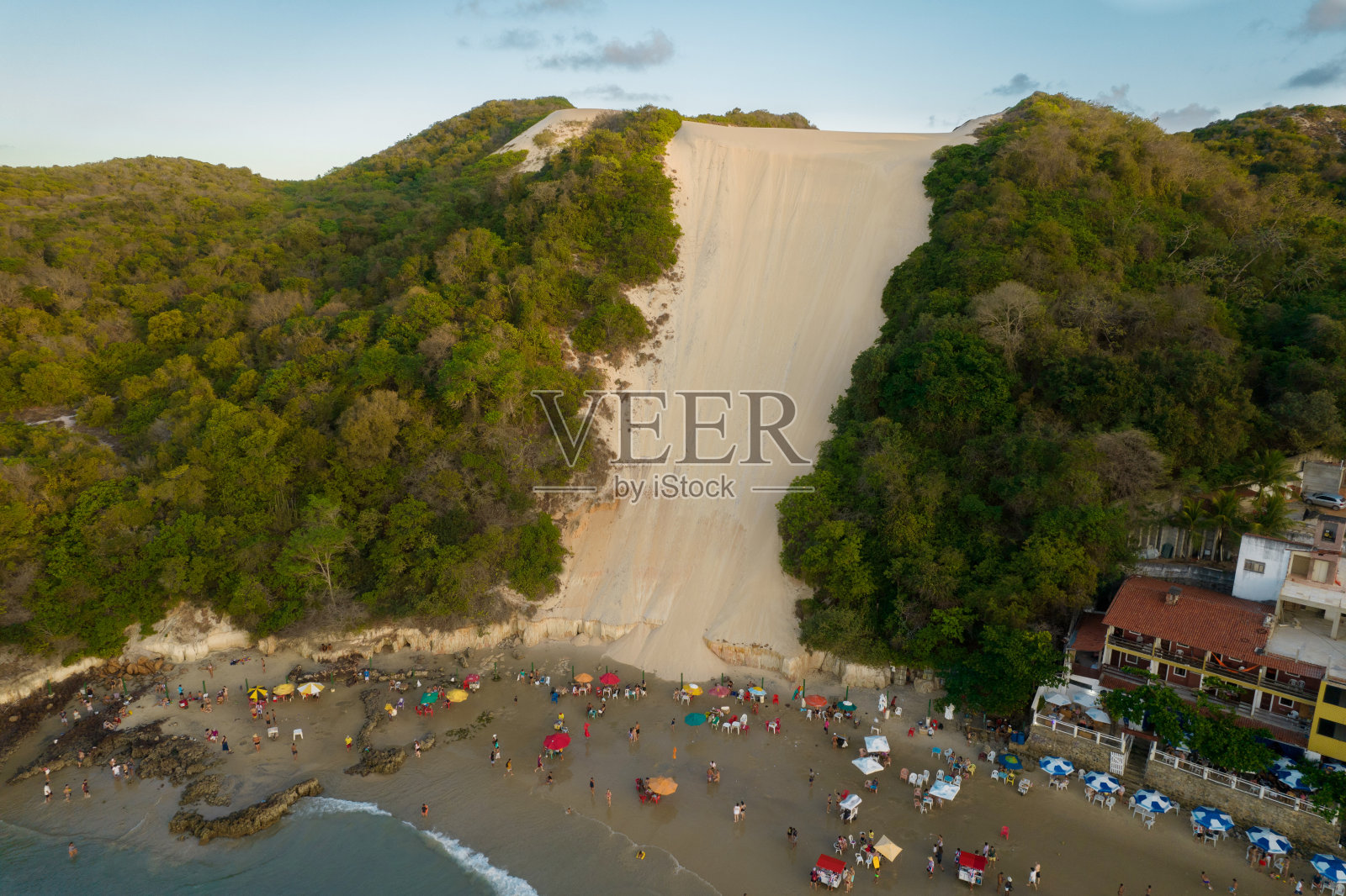 Morro do Careca海滩鸟瞰图照片摄影图片