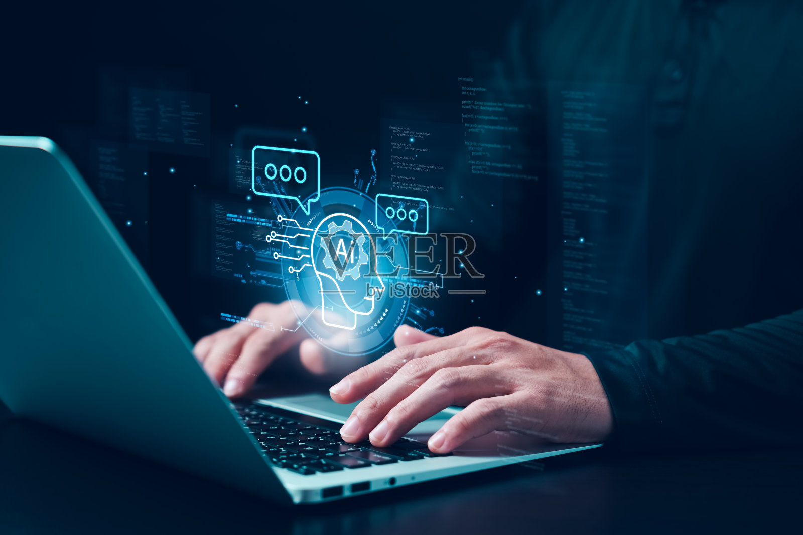 人类与人工智能一起工作，人类使用智能AI技术进入命令提示符进行生成解决问题，让AI帮助人类完成工作。照片摄影图片