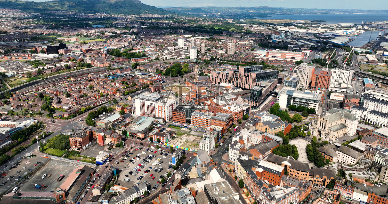 北爱尔兰贝尔法斯特城市景观的航拍照片照片摄影图片