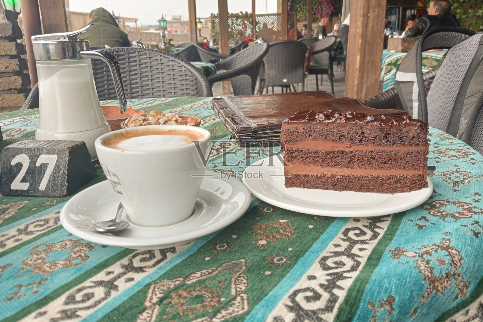 蛋糕和咖啡照片摄影图片