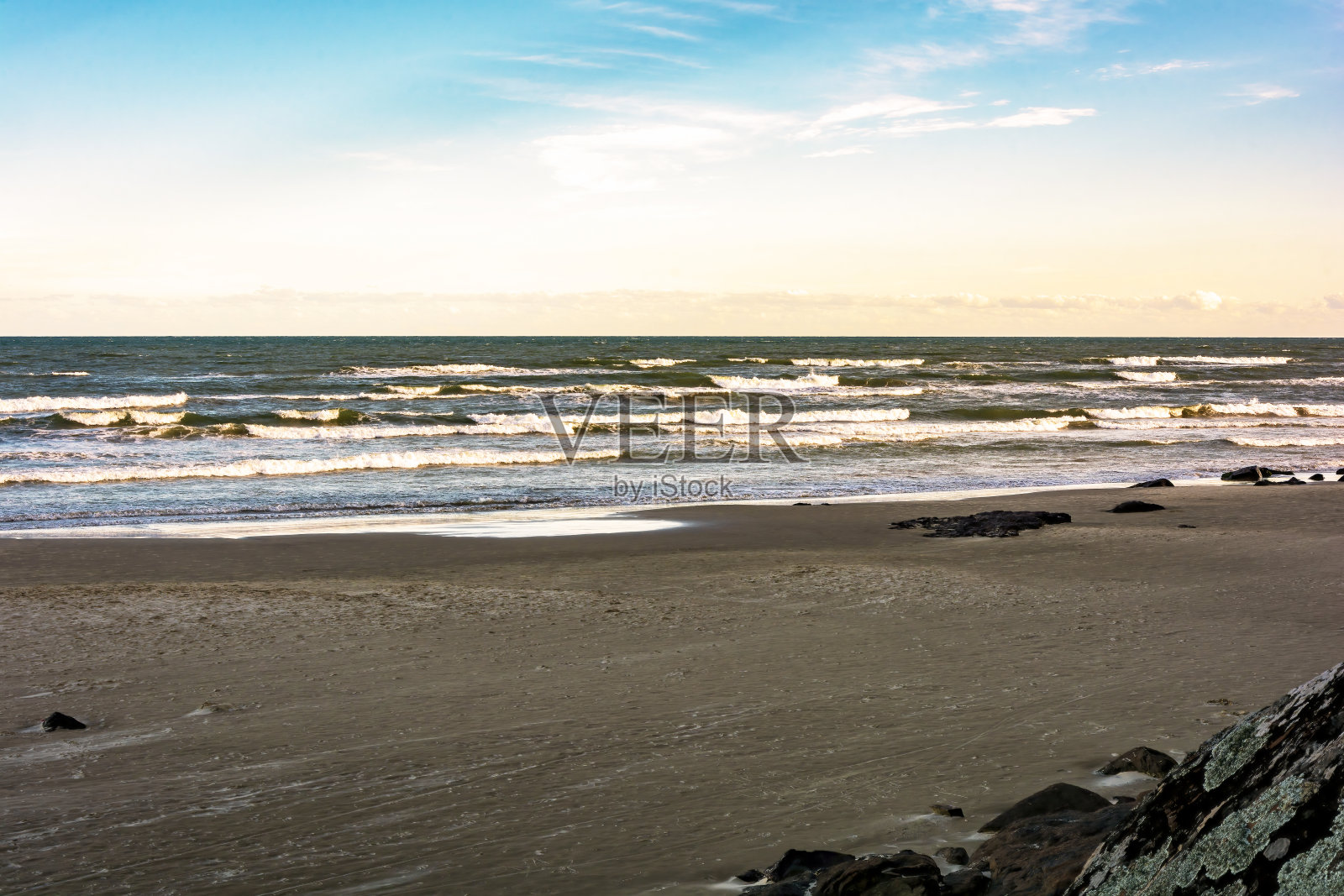 落日时分托雷斯市的海滩照片摄影图片