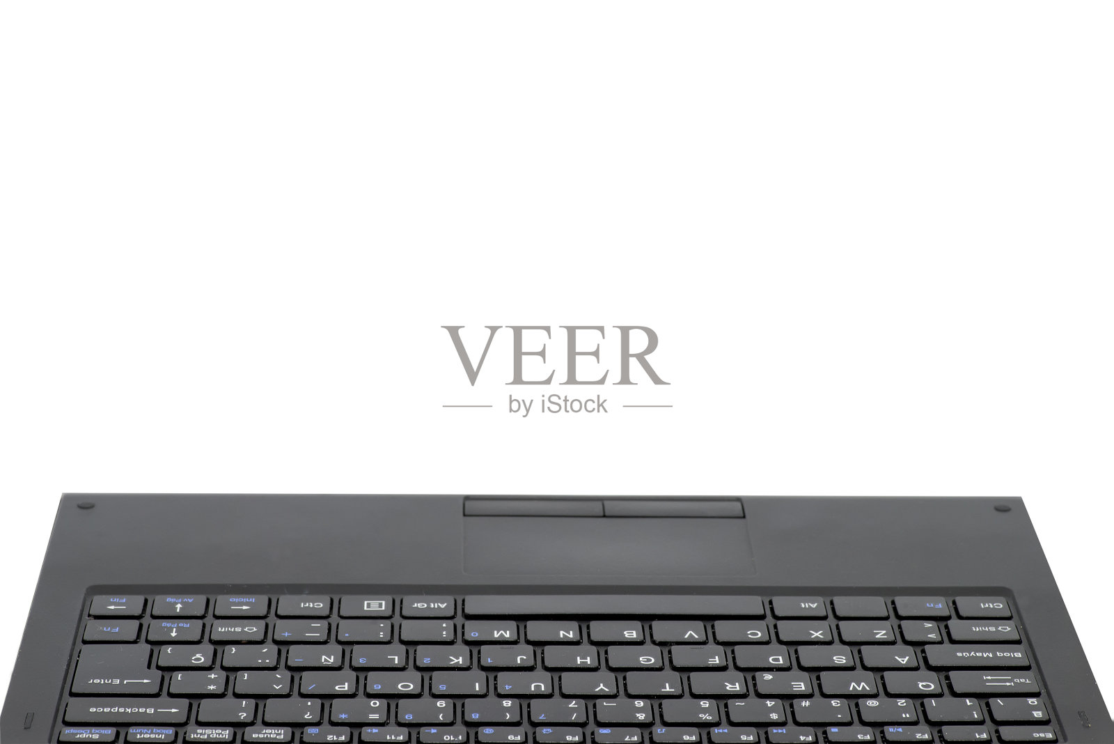 白色背景的黑色电脑键盘照片摄影图片