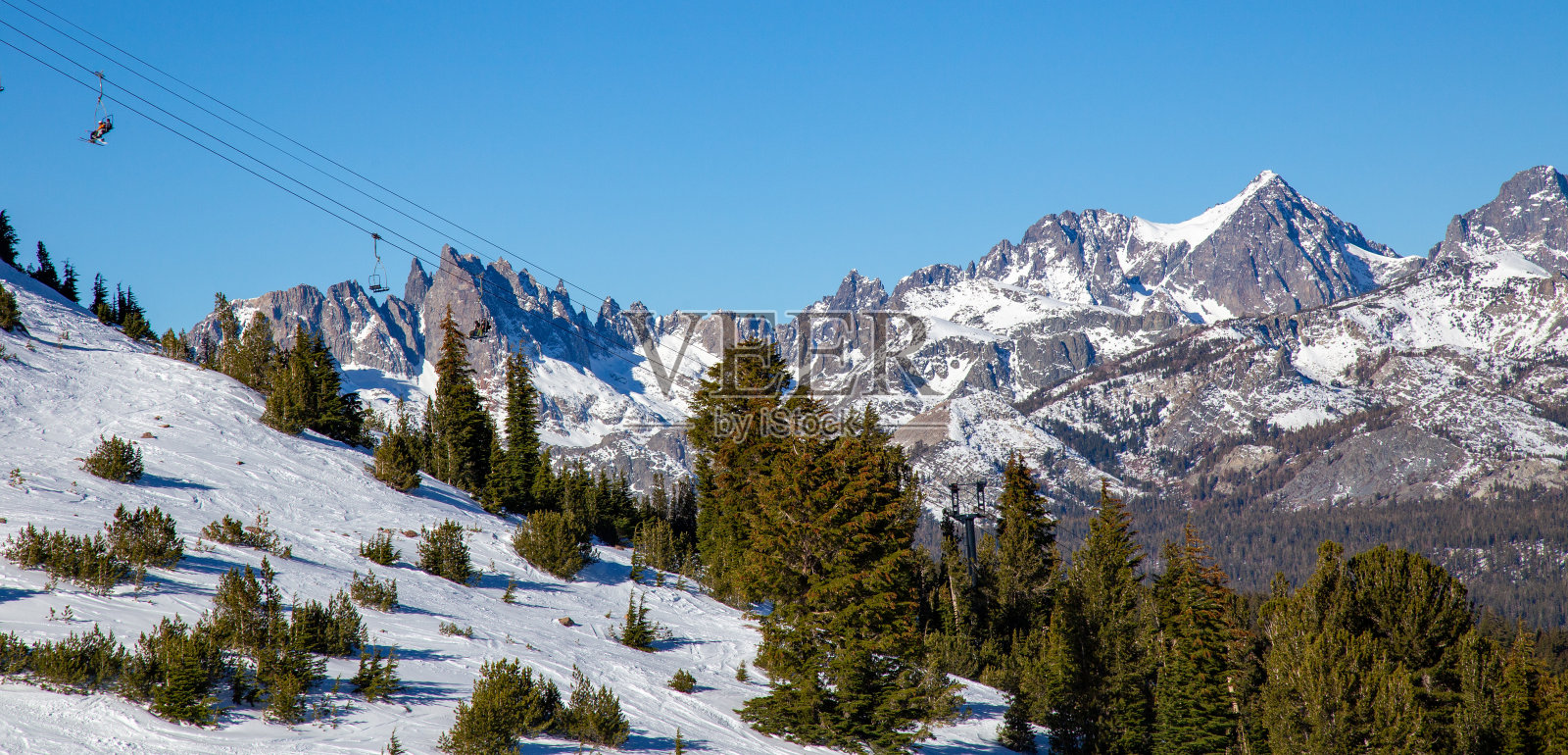 11月在加州猛犸山滑雪照片摄影图片