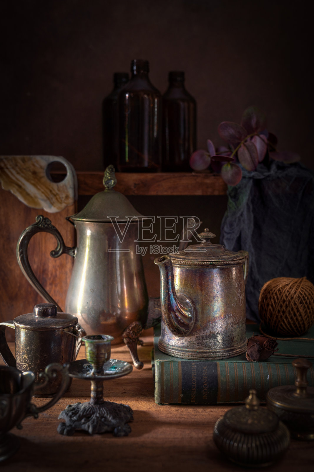乡村和古董茶壶的摄影照片摄影图片