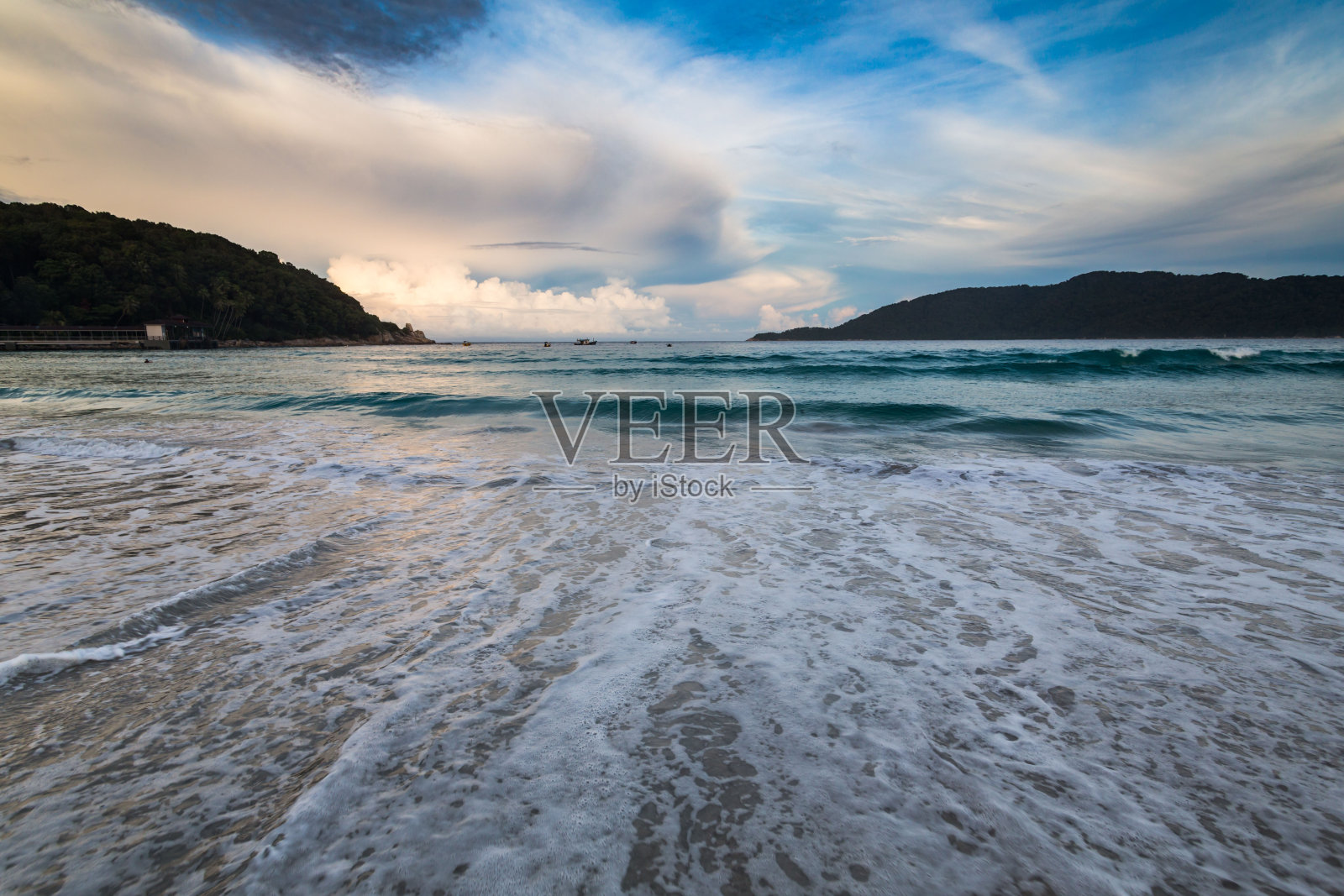 白天从地面看Perhentian岛照片摄影图片