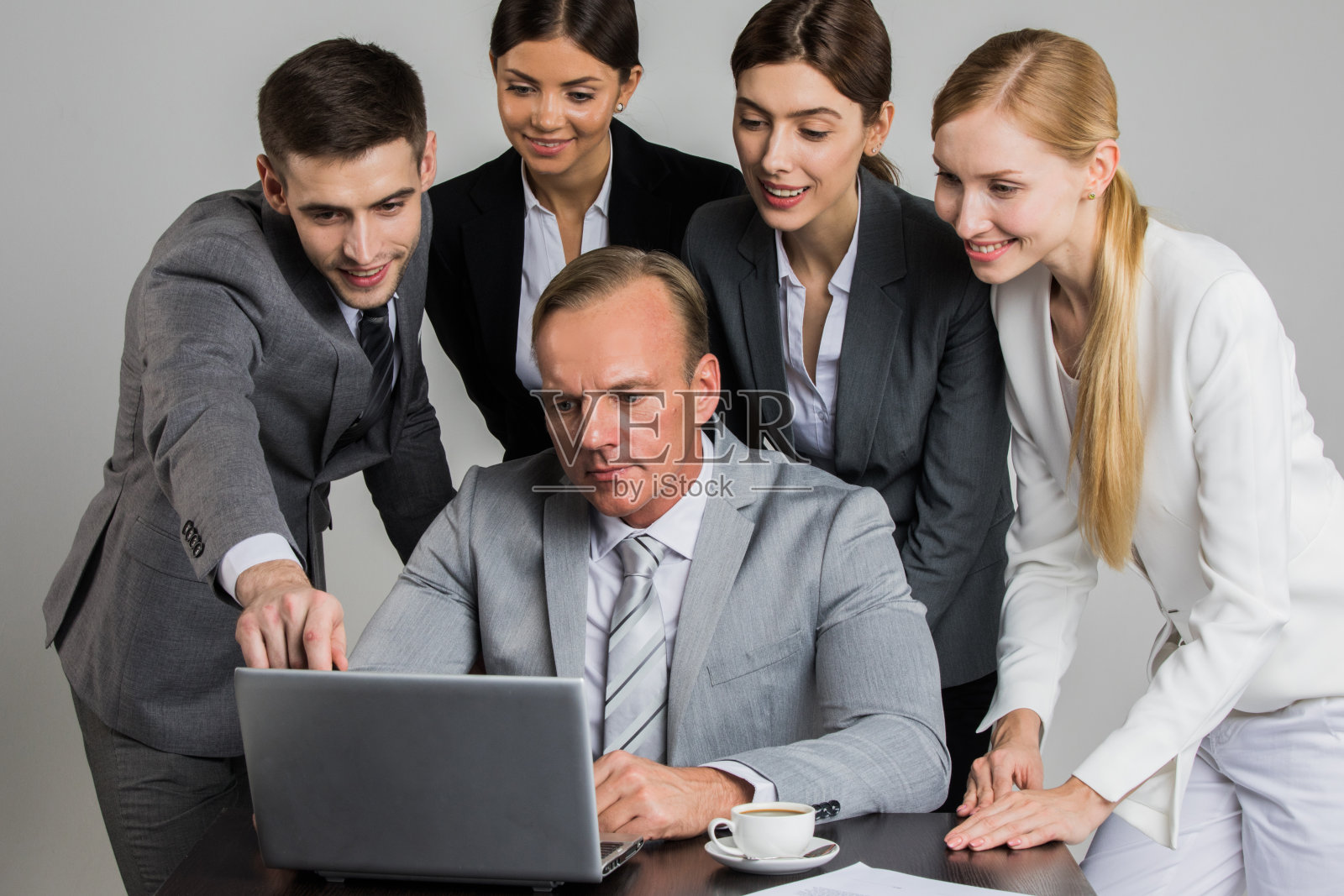 一群工作的商人照片摄影图片