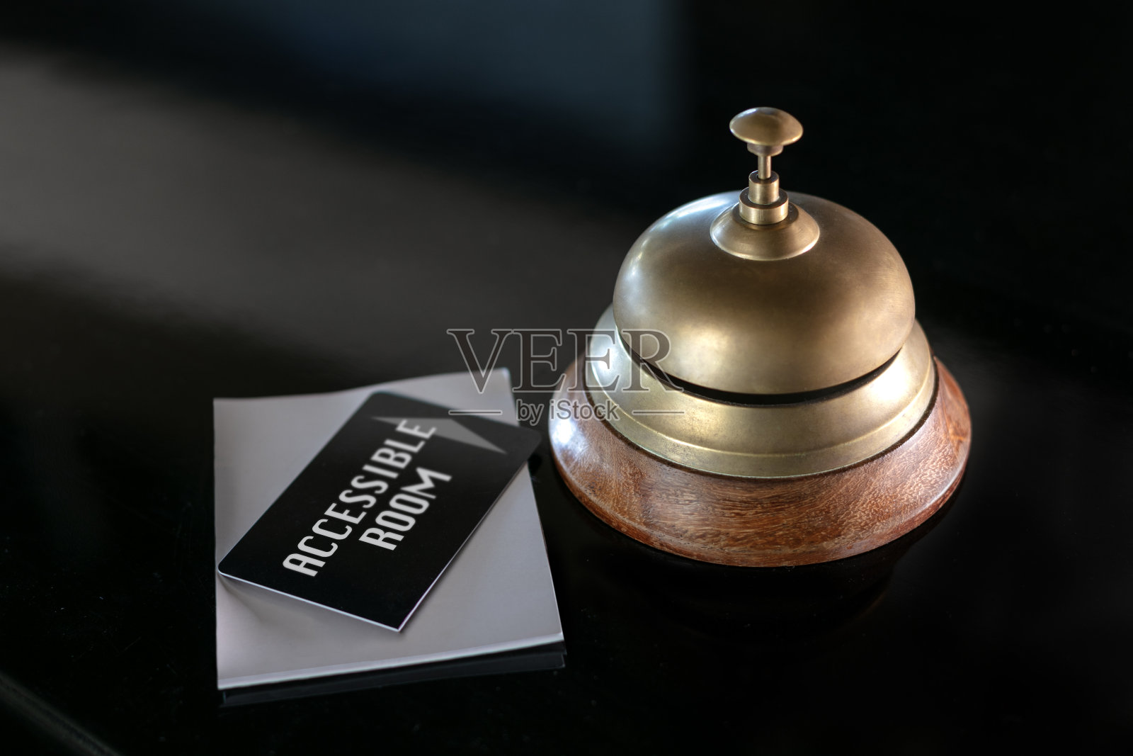 酒店前台和卡钥匙照片摄影图片