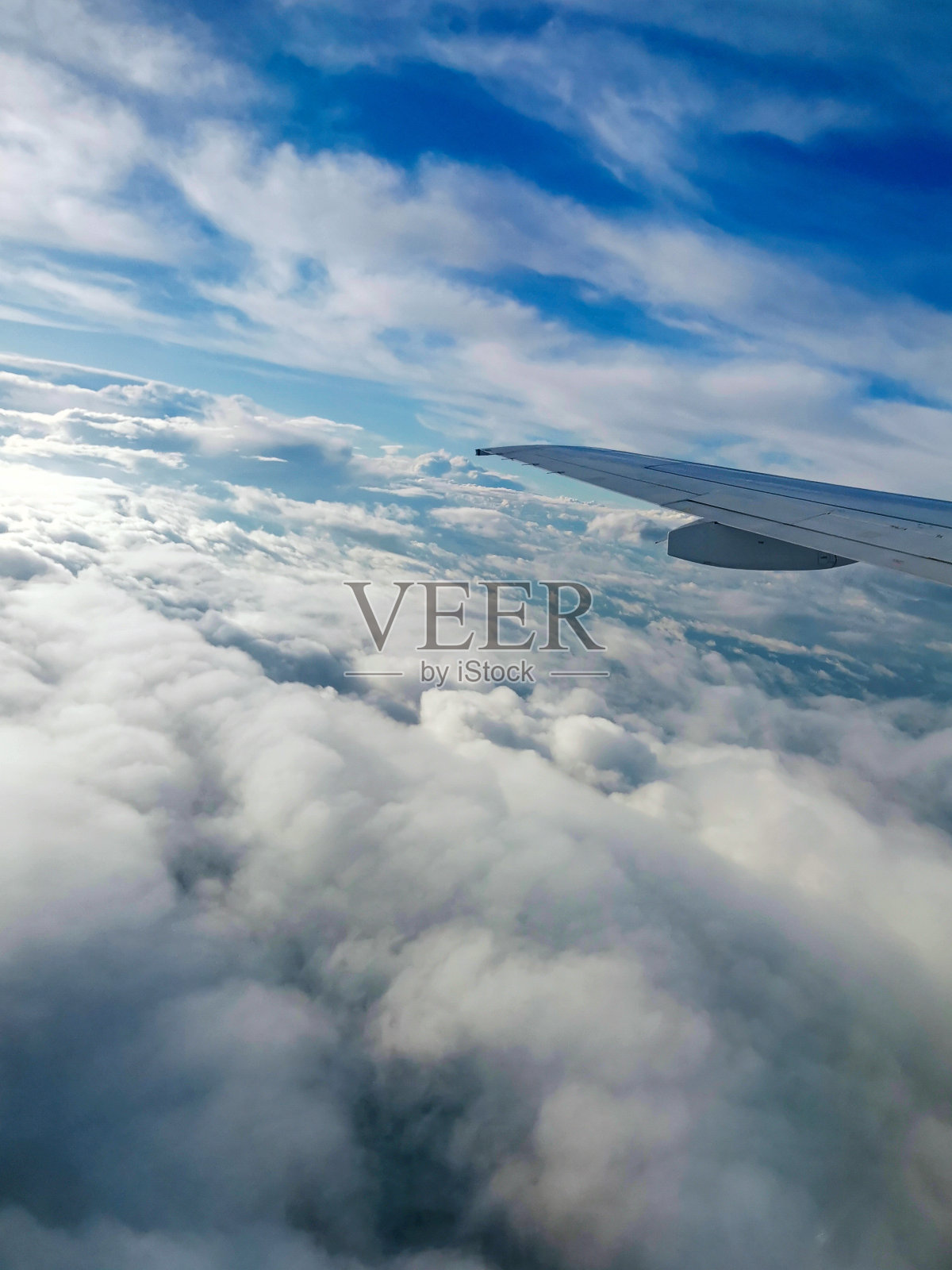 Ð¡loudy sky from porthole照片摄影图片