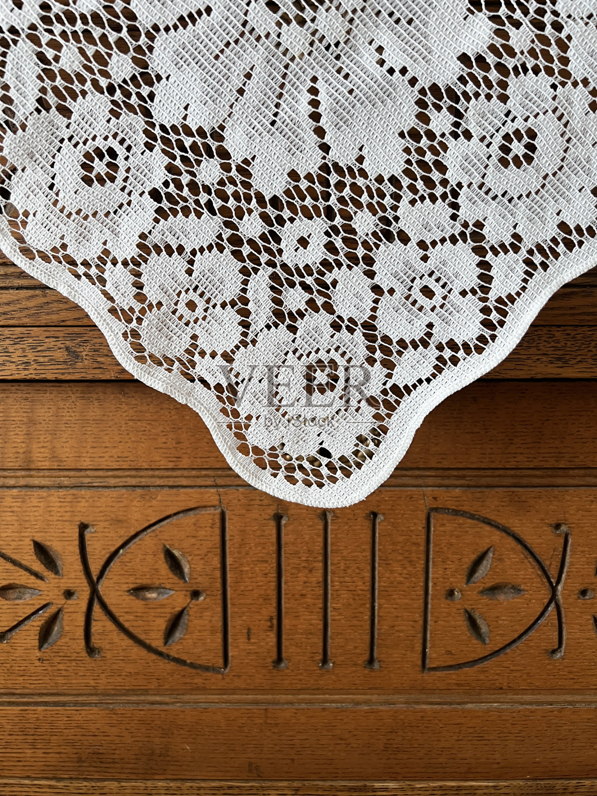 蕾丝和木头照片摄影图片