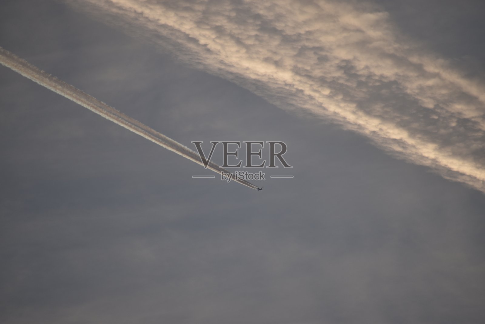 蒸汽轨迹/飞机照片摄影图片