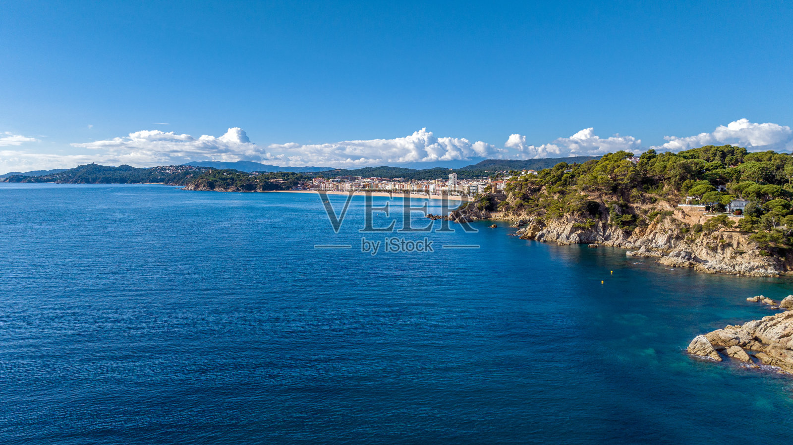 海边的Lloret de Mar镇照片摄影图片