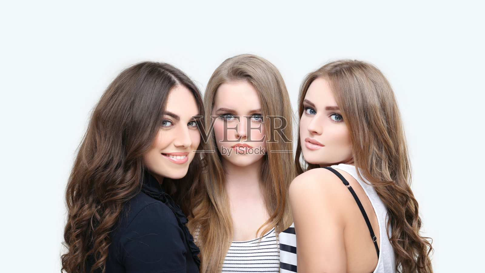 一个年轻女孩的美丽画像。清新洁净的皮肤照片摄影图片