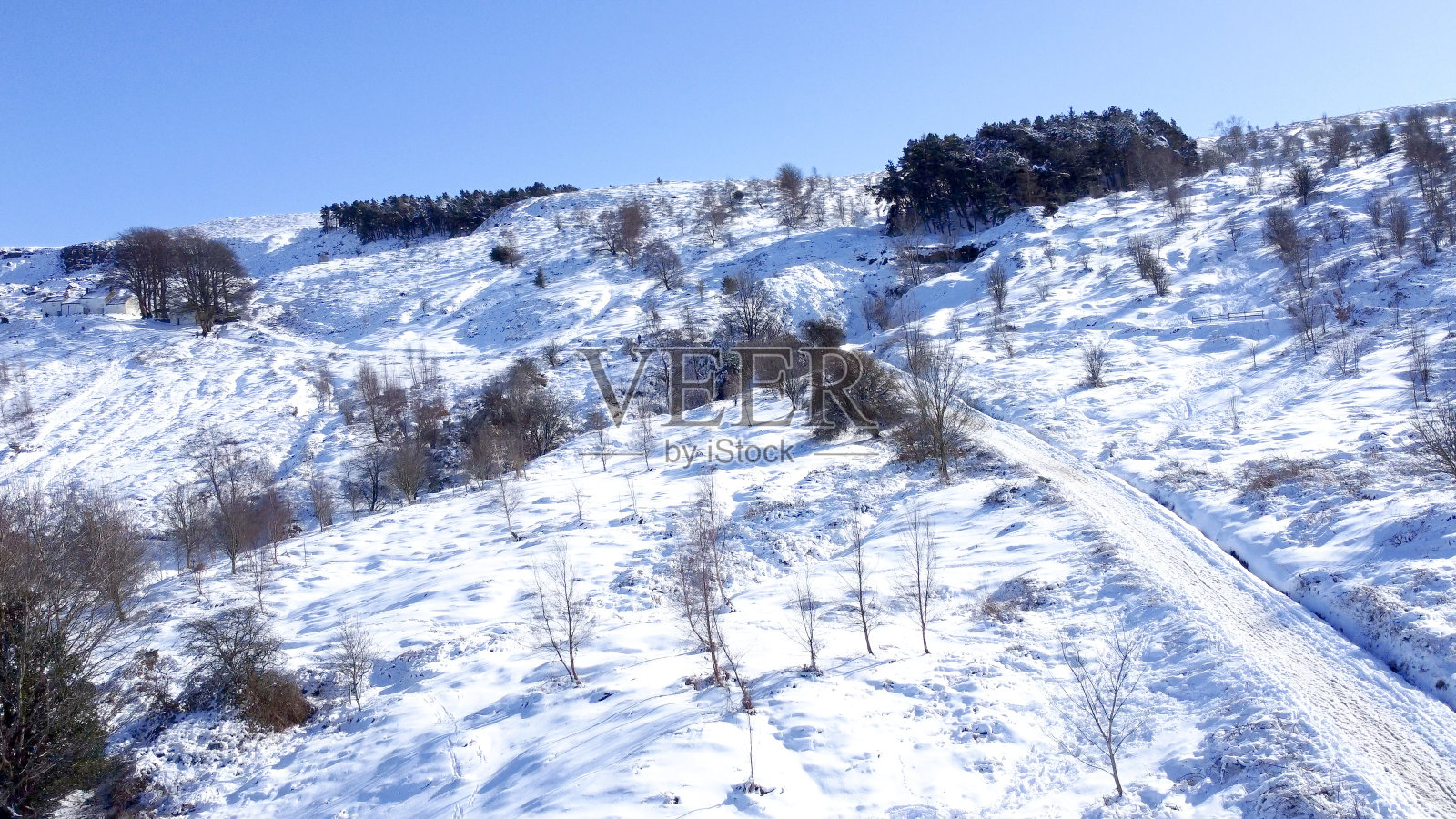 约克郡伊克利荒原上的雪照片摄影图片