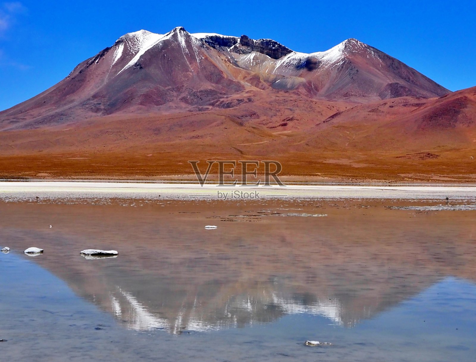 平静的思考照片摄影图片