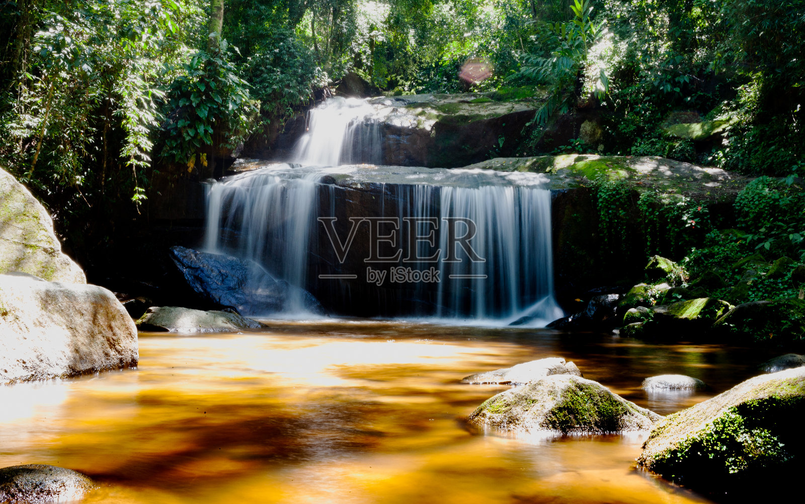 卡西娅瀑布照片摄影图片