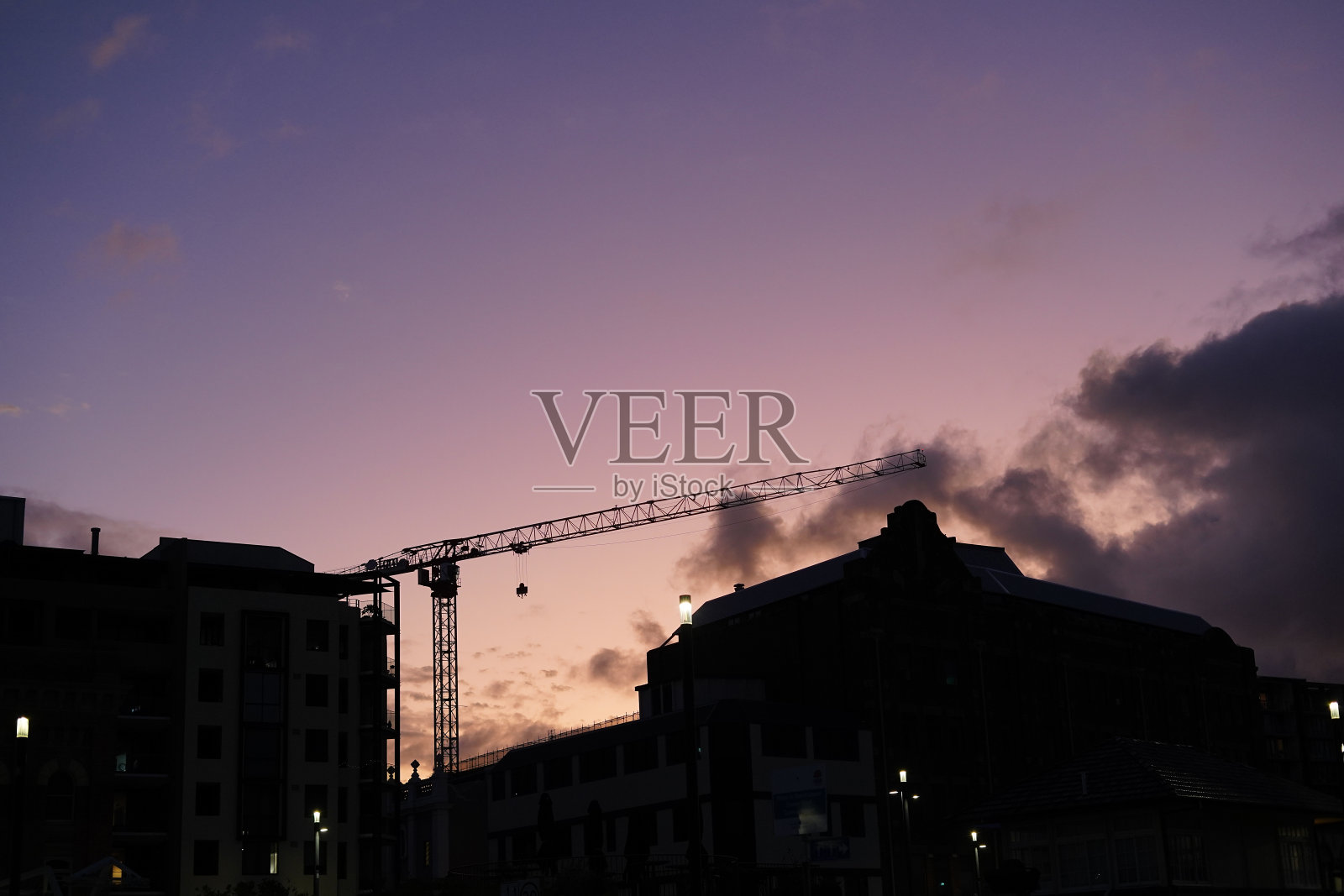 起重机和建筑物的剪影照片摄影图片