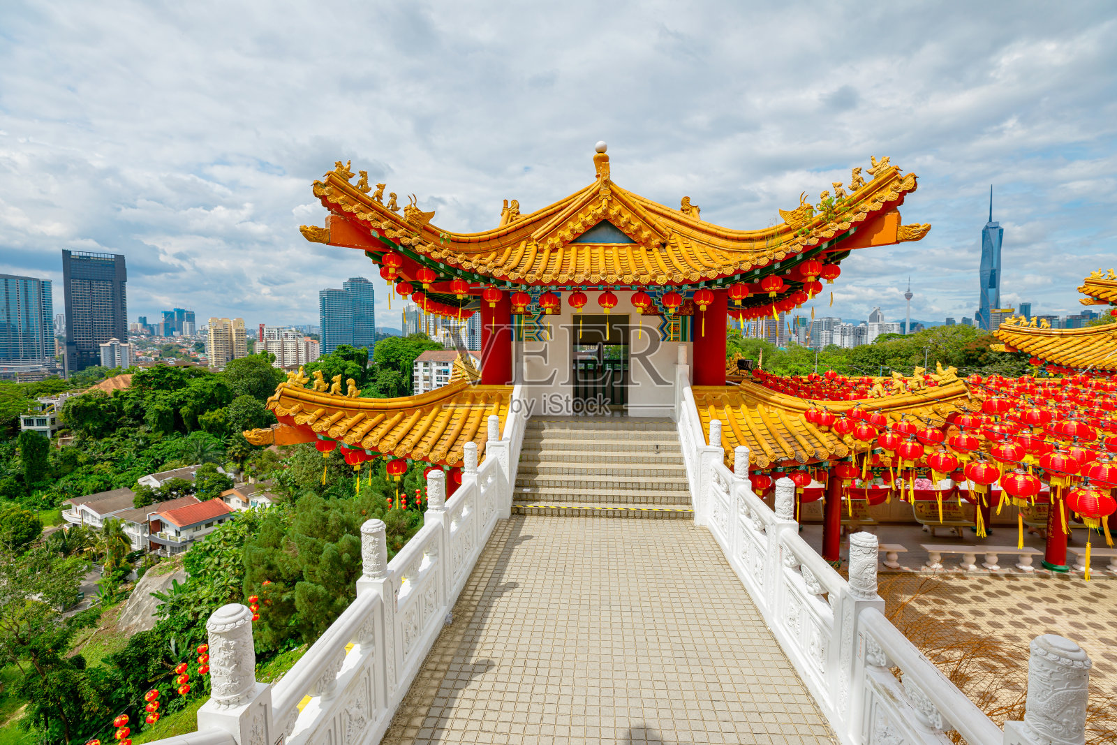 在马来西亚吉隆坡的侯寺照片摄影图片