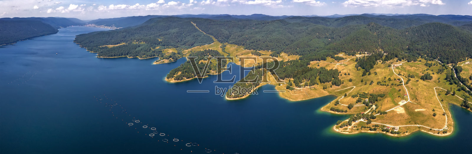 湖岸线照片摄影图片