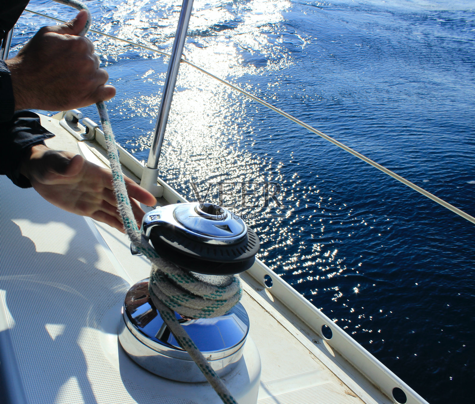 帆船用手柄绞车照片摄影图片