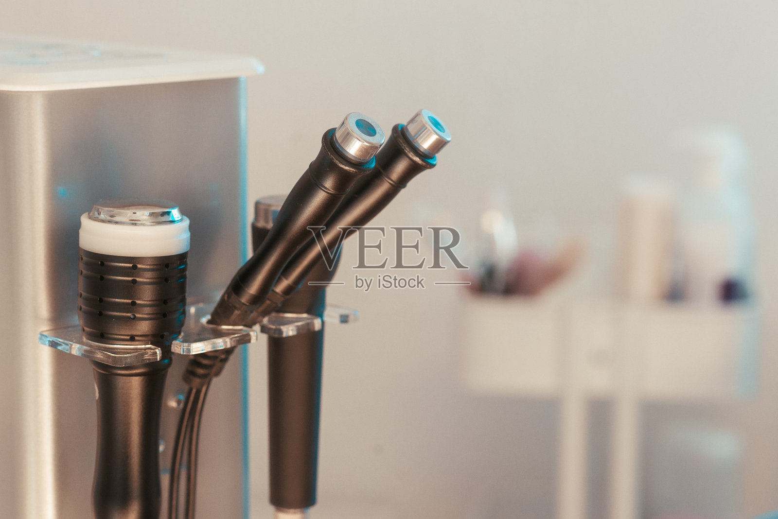 美容诊所HydraFacial面部皮肤护理机的附件。库存图片照片摄影图片