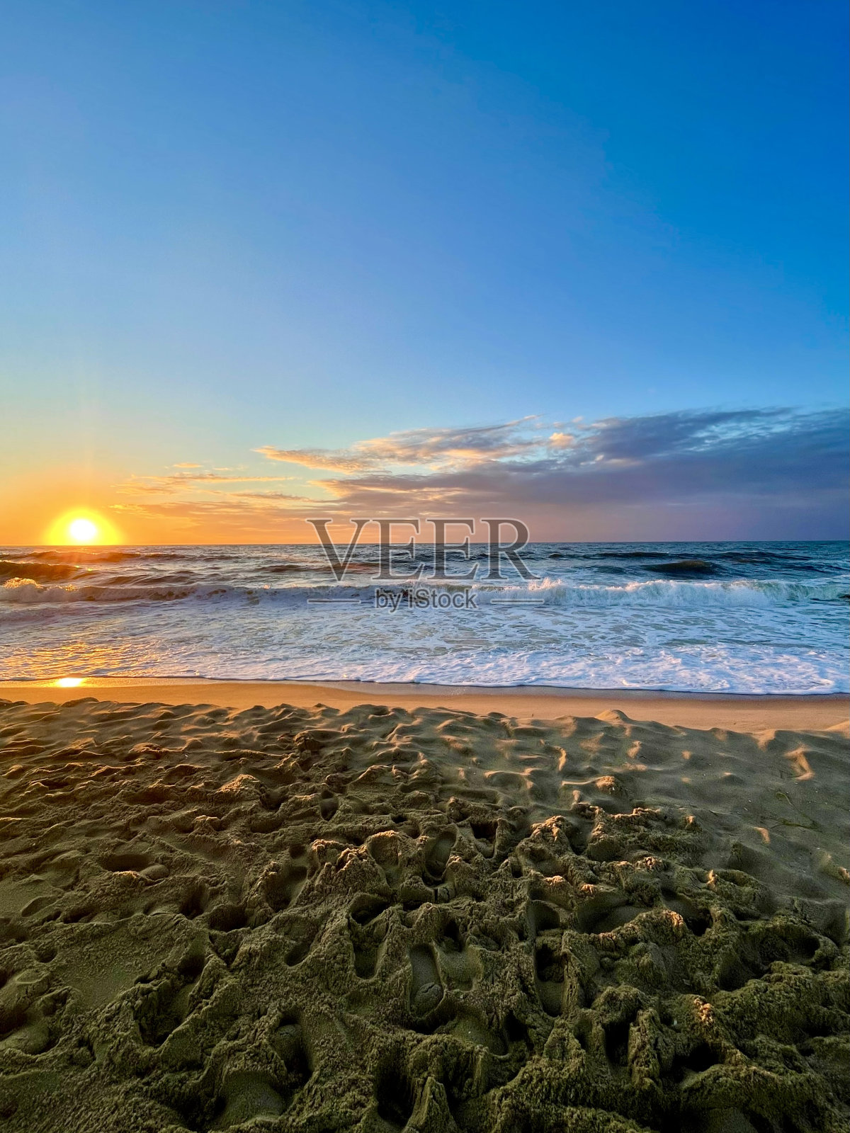 自然和谐:海洋、天空与海洋之美照片摄影图片