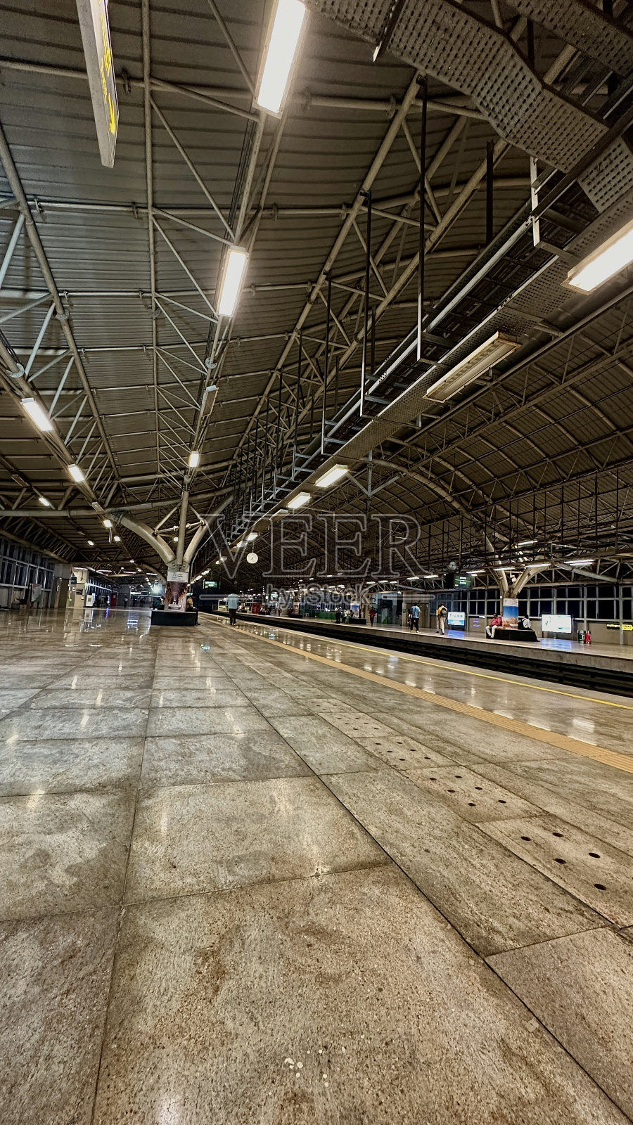 地铁站内部照片摄影图片