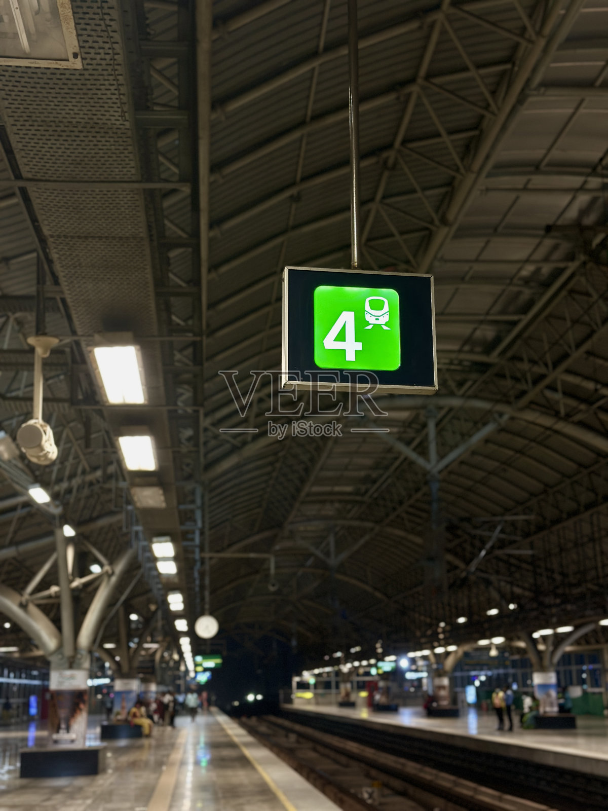 地铁站台号牌照片摄影图片