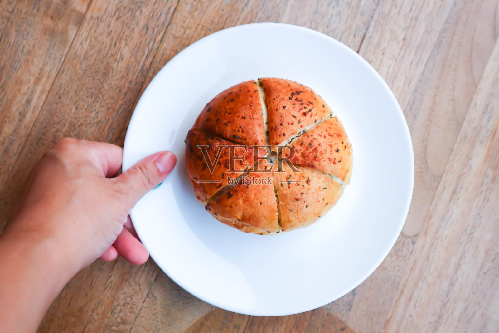 奶油芝士蒜蓉面包，韩式奶油芝士蒜蓉面包或韩式奶油芝士蒜蓉面包或奶油芝士蒜蓉面包照片摄影图片