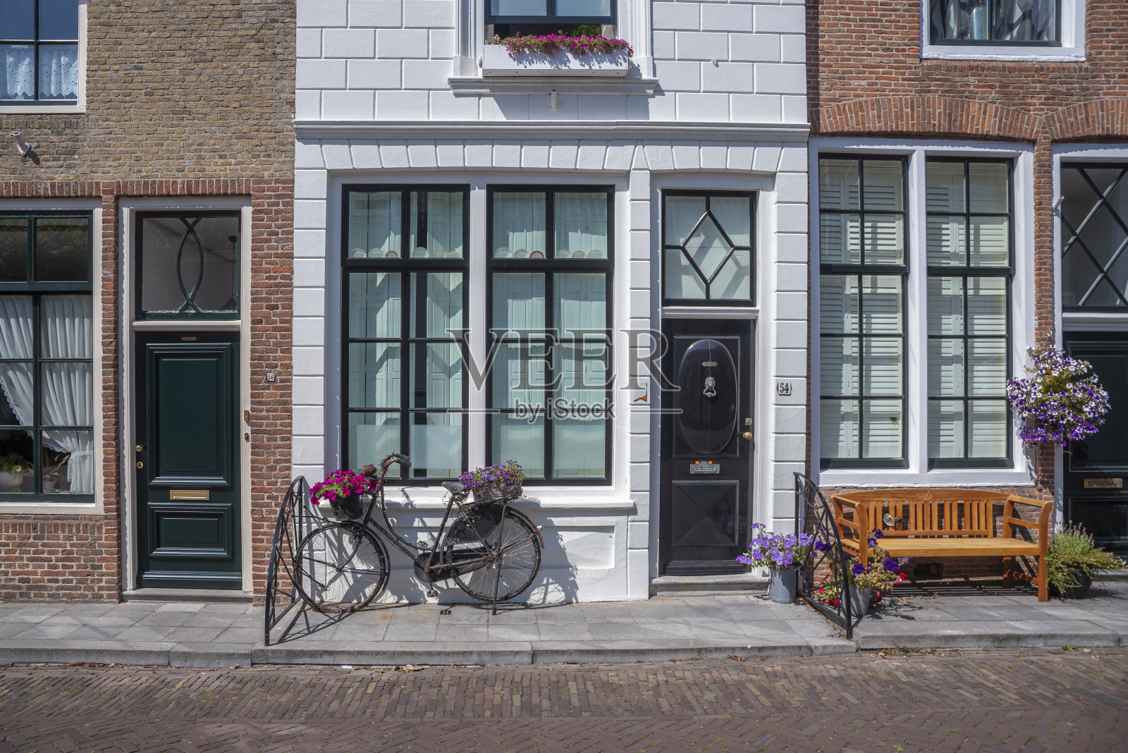 Zierikzee Poststraat的历史建筑立面。荷兰的泽兰省照片摄影图片