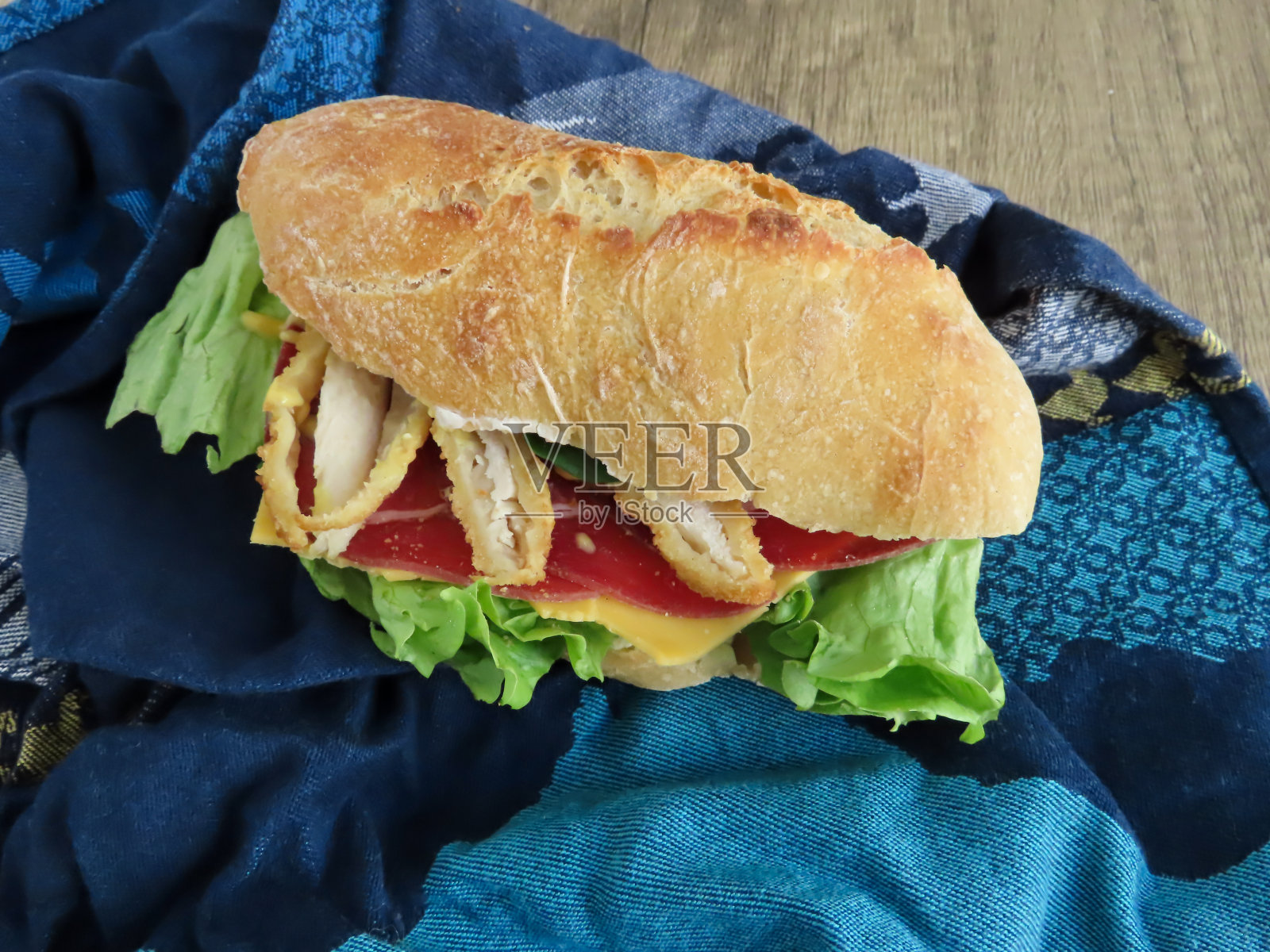 鸡肉火腿三明治照片摄影图片