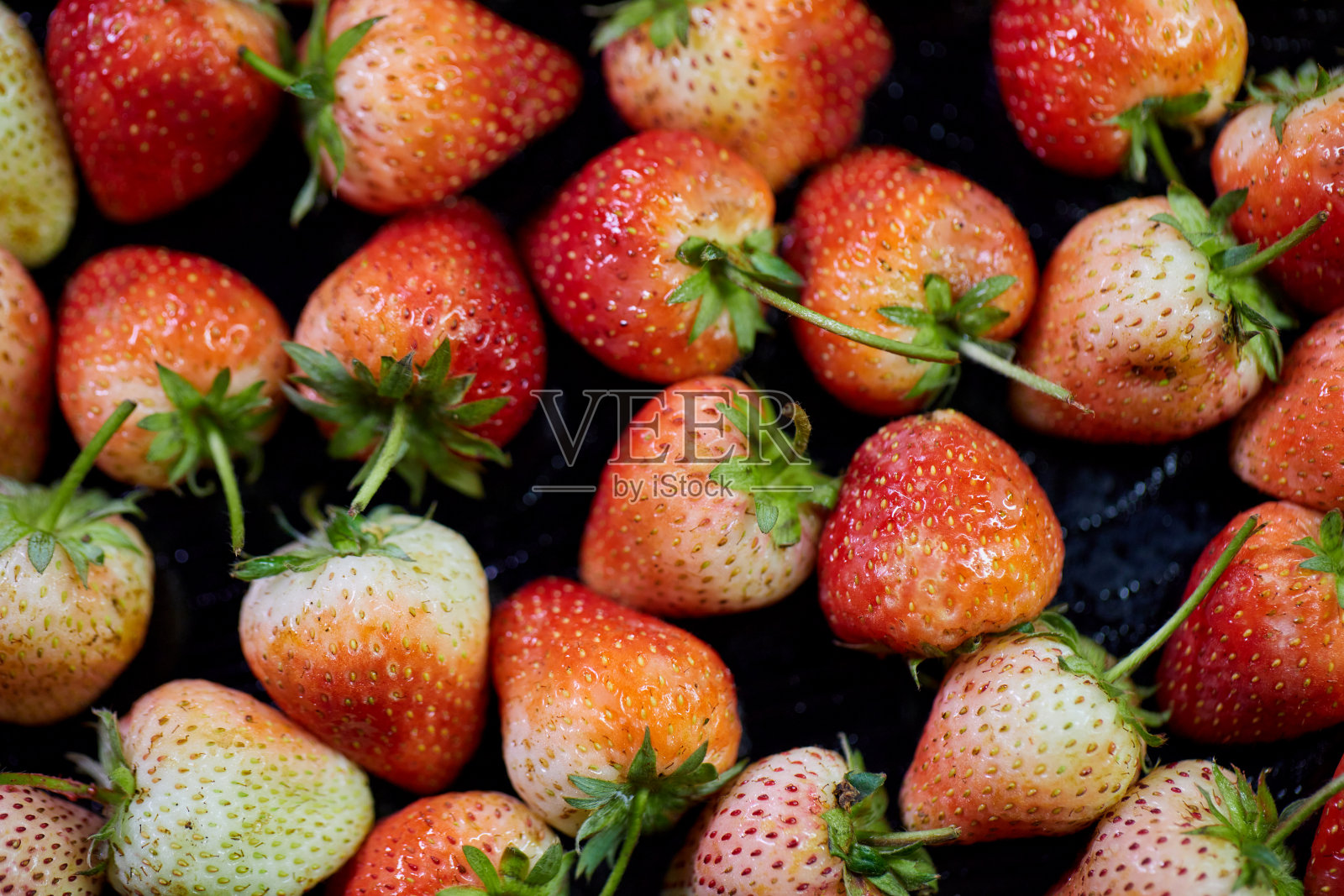 新鲜草莓的全帧镜头照片摄影图片