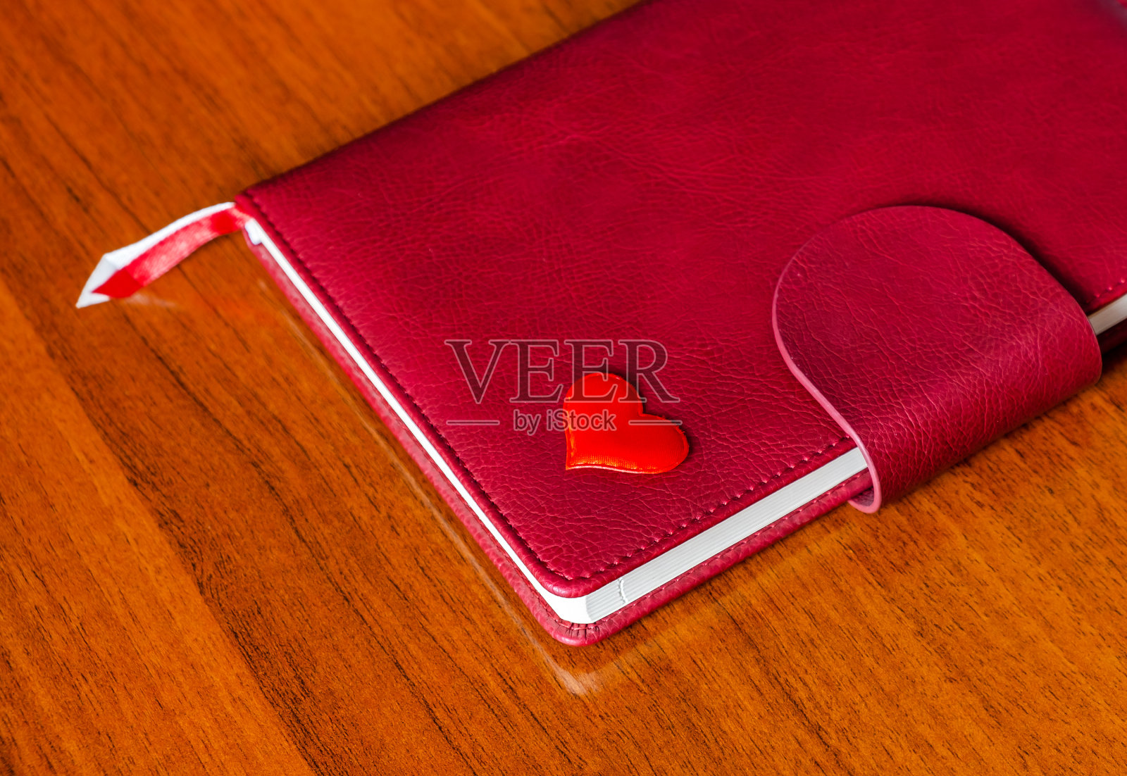 用心读书照片摄影图片