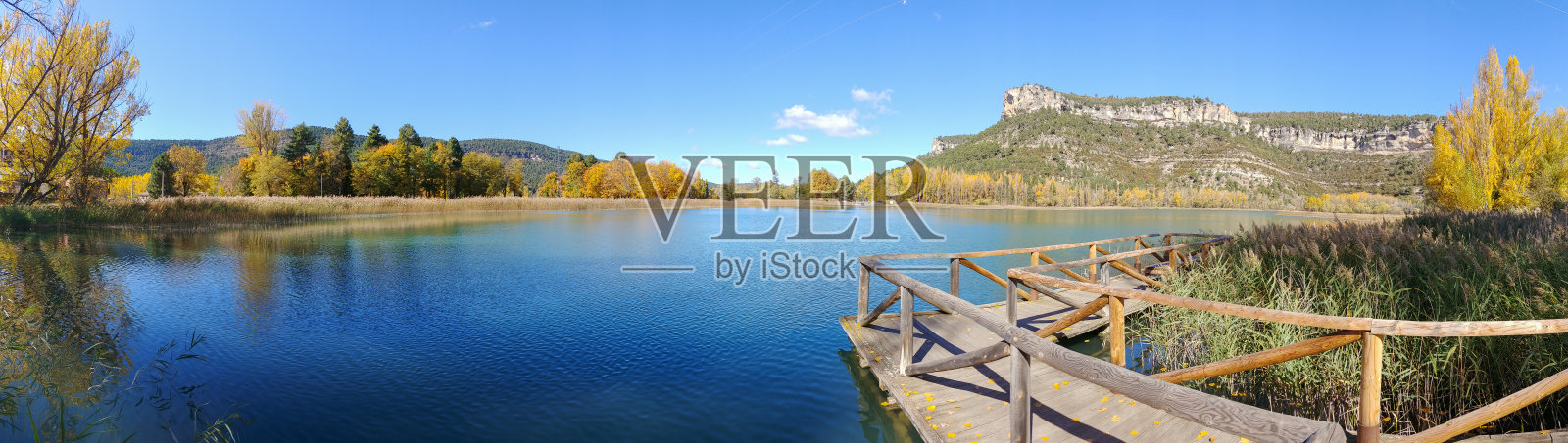 昆卡湖照片摄影图片