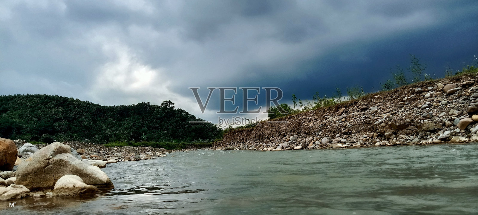 卡利卡延河照片摄影图片