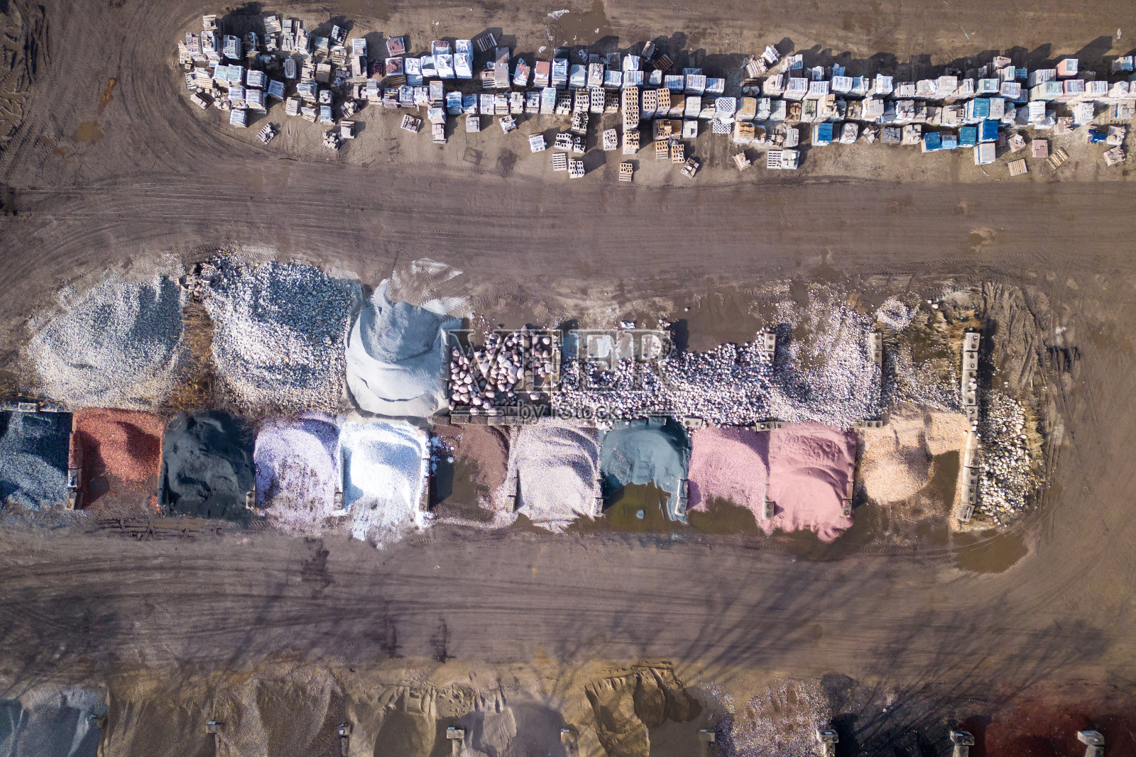 砂石桩;建筑行业;建筑材料贸易照片摄影图片