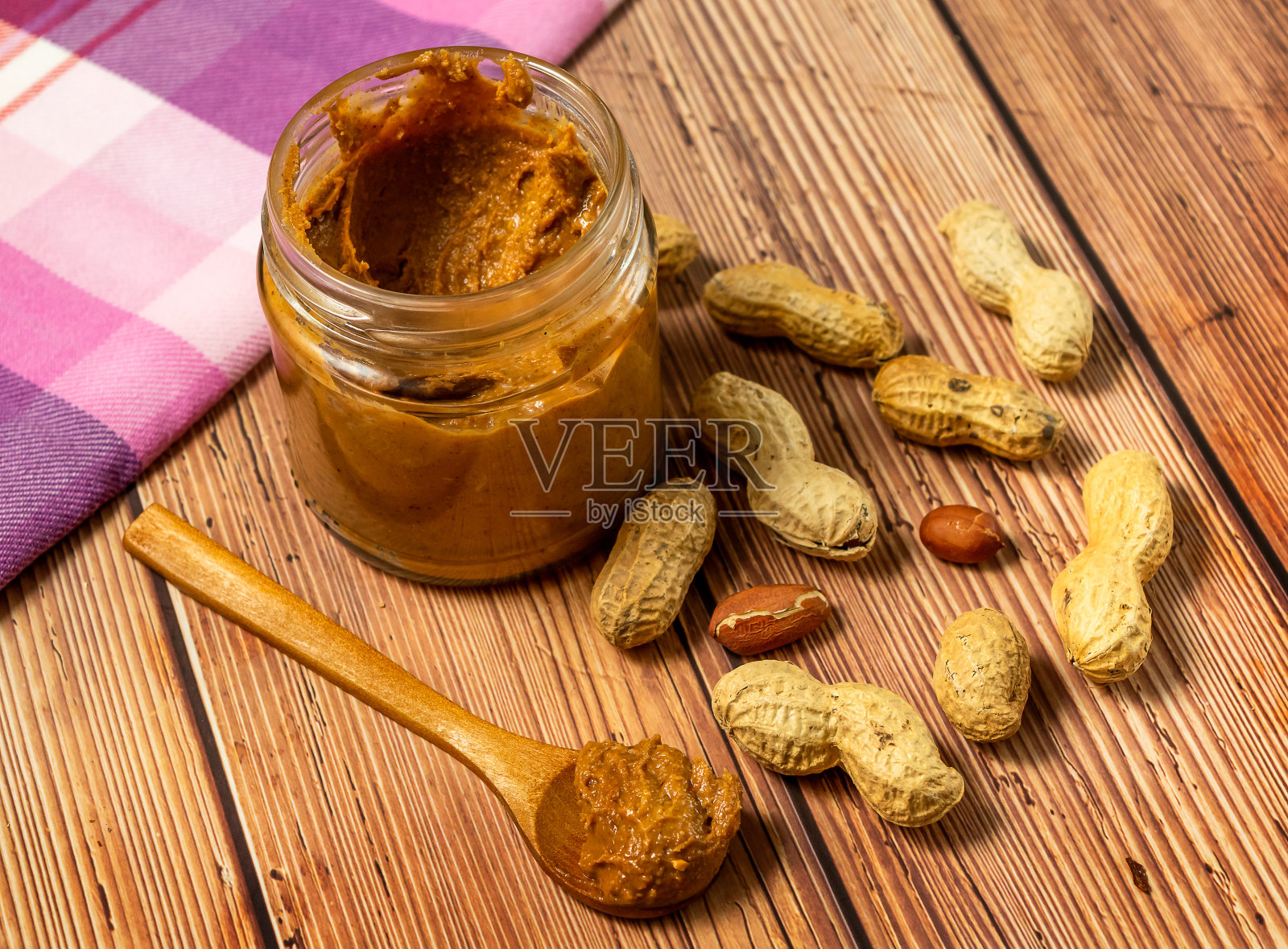 花生酱或花生酱照片摄影图片