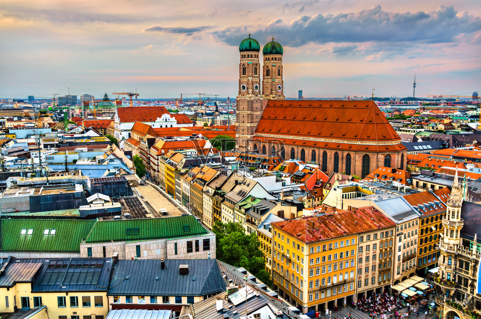 德国慕尼黑的圣母教堂照片摄影图片