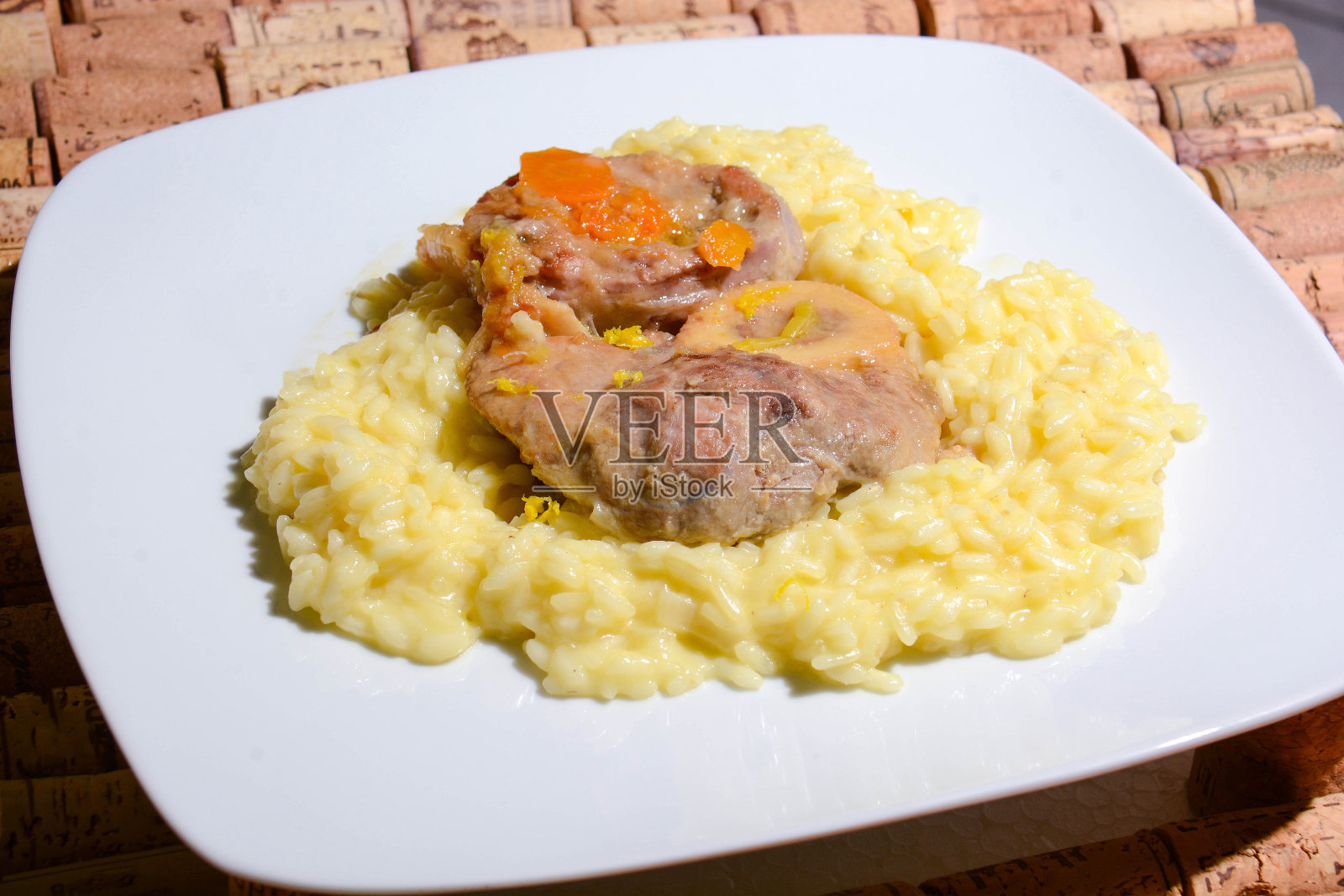 冬季食品意大利炖小牛肉照片摄影图片