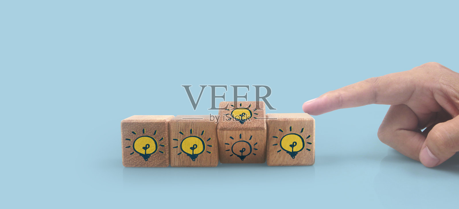 木块在手，复制空间输入文字和信息图表照片摄影图片