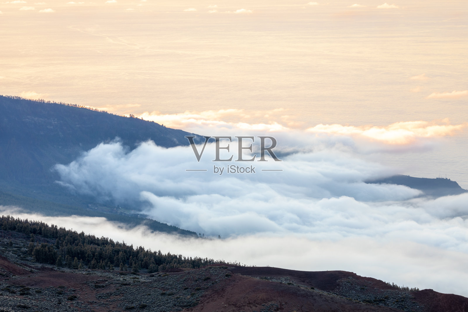 特内里费岛泰德山的贸易云照片摄影图片