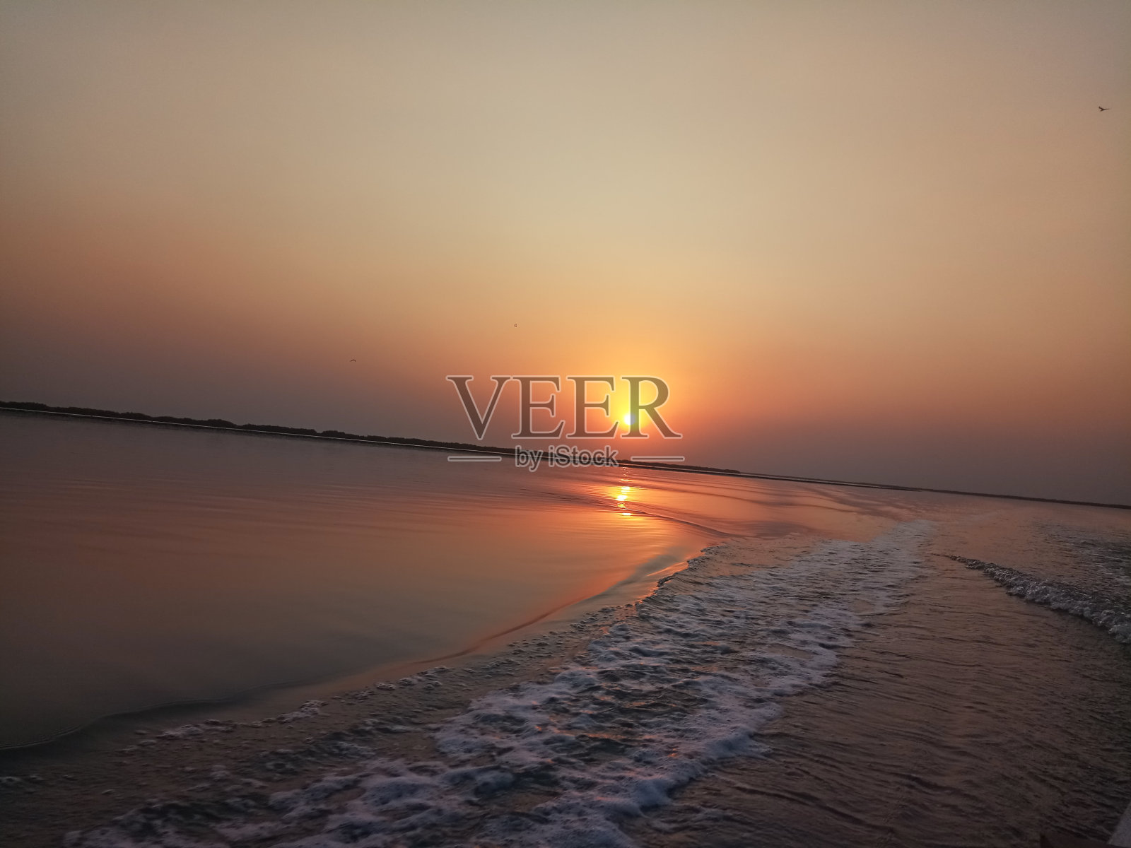 塞内加尔达喀尔海滩上的日落照片摄影图片