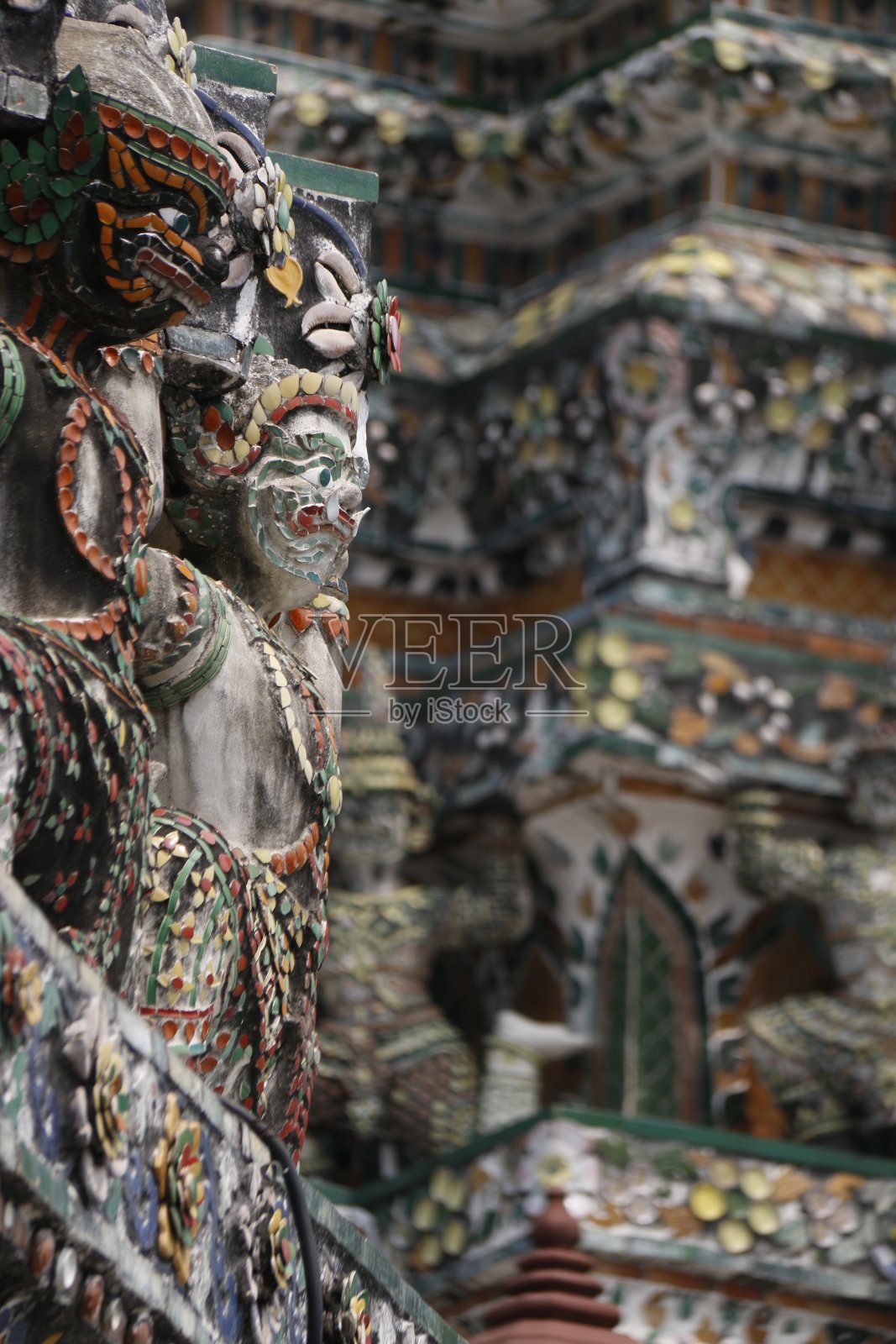 这是阿伦寺Phra Prang的特写细节照片摄影图片