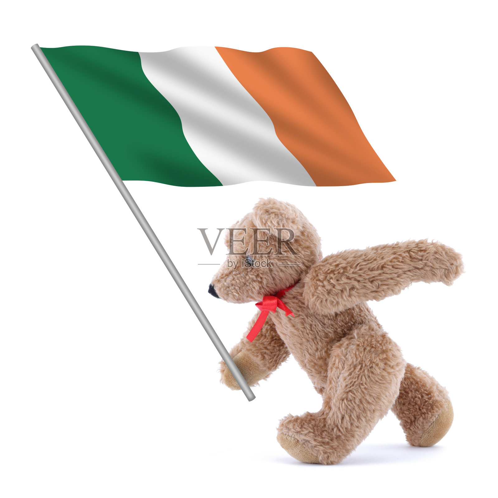 一只可爱的泰迪熊举着爱尔兰国旗照片摄影图片