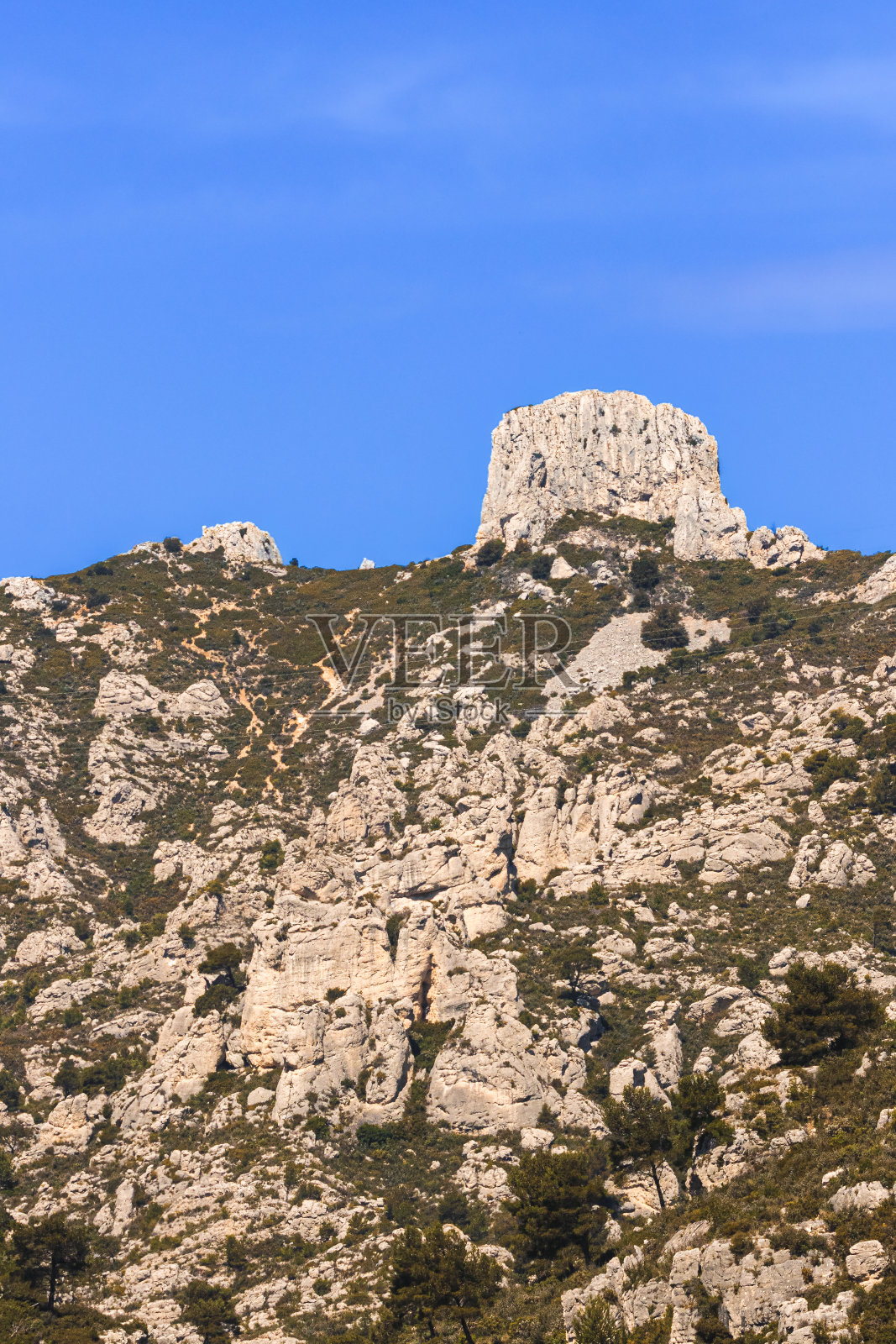 匹隆杜罗伊山谷，位于马赛北部的埃图莱山照片摄影图片