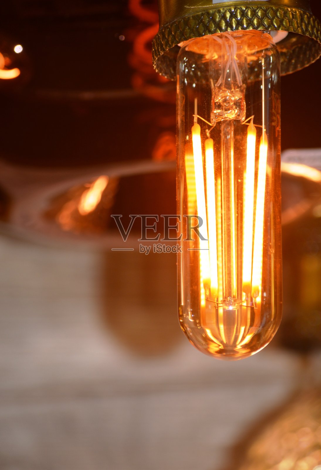 创意灯泡照片摄影图片