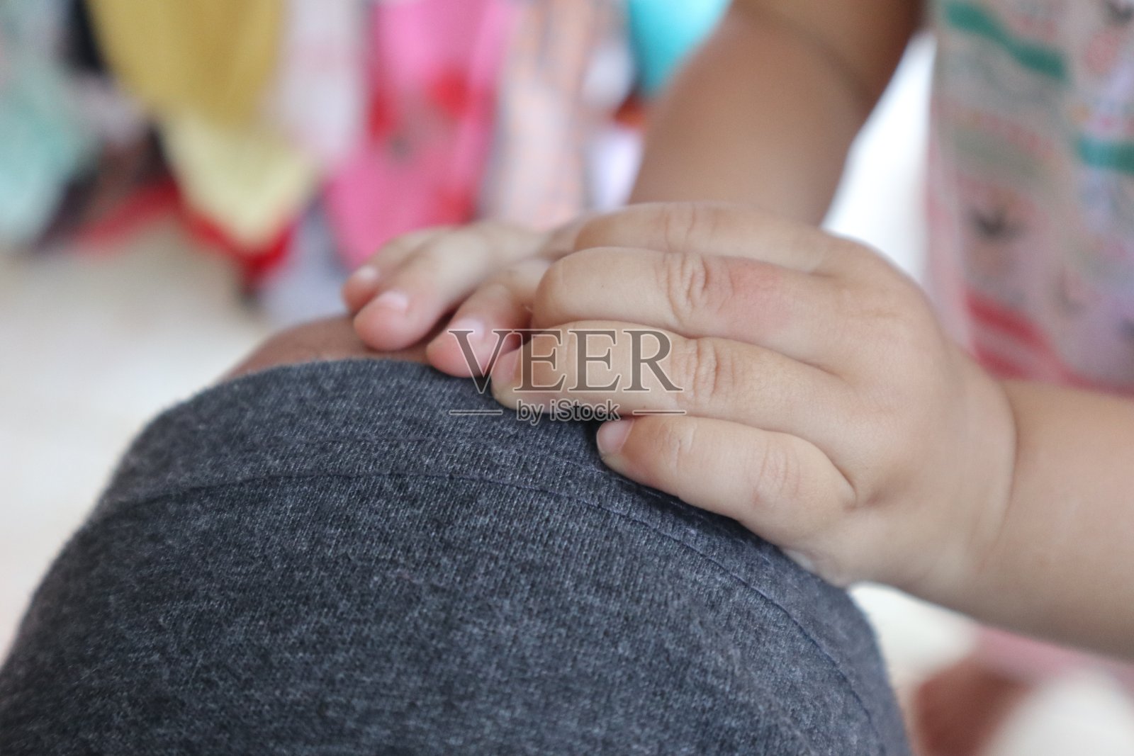 甜蜜几年的手，宝贝照片摄影图片