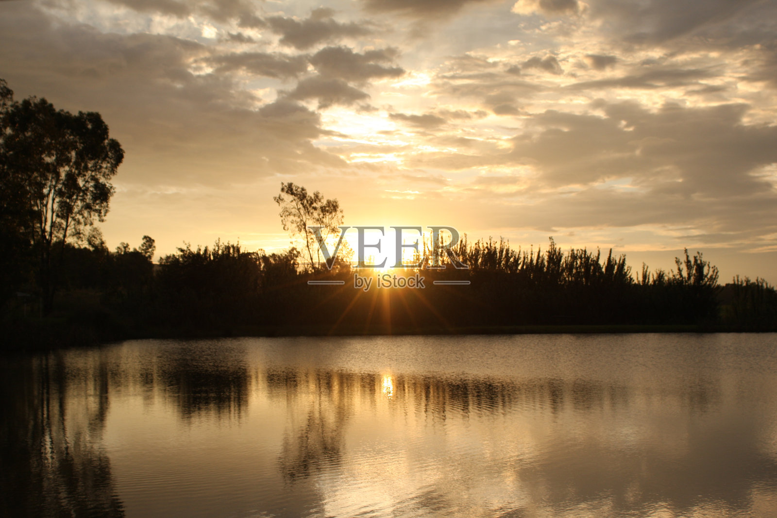 河日落照片摄影图片