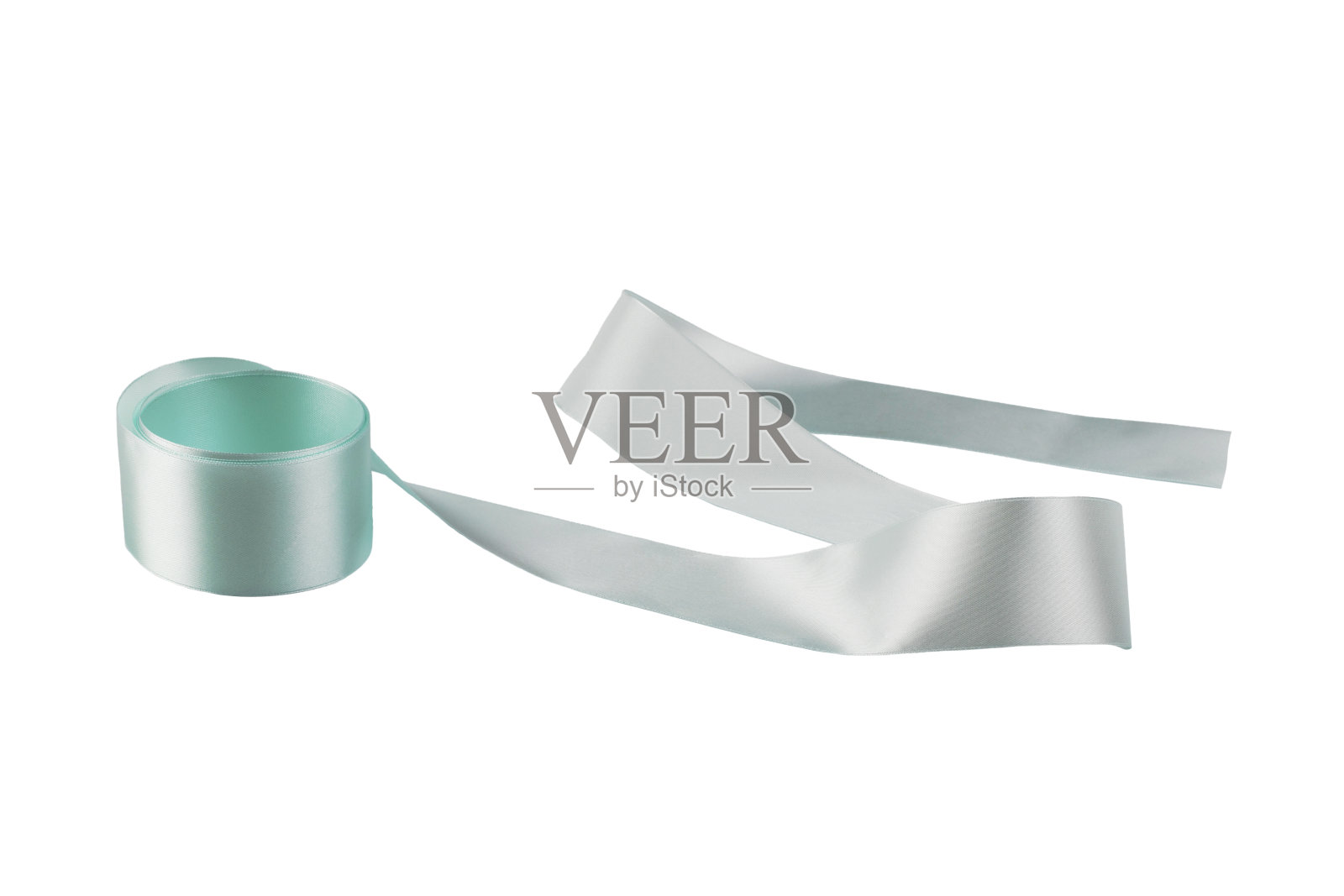 缎带，缠绕在桌子上，孤立在白色背景上照片摄影图片