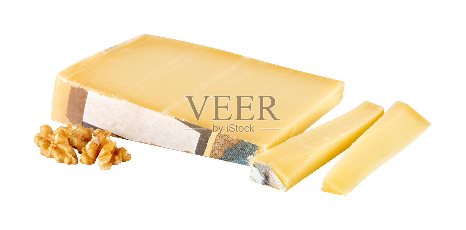 奶酪杏仁坚果切断孤立的白色背景与修剪路径照片摄影图片